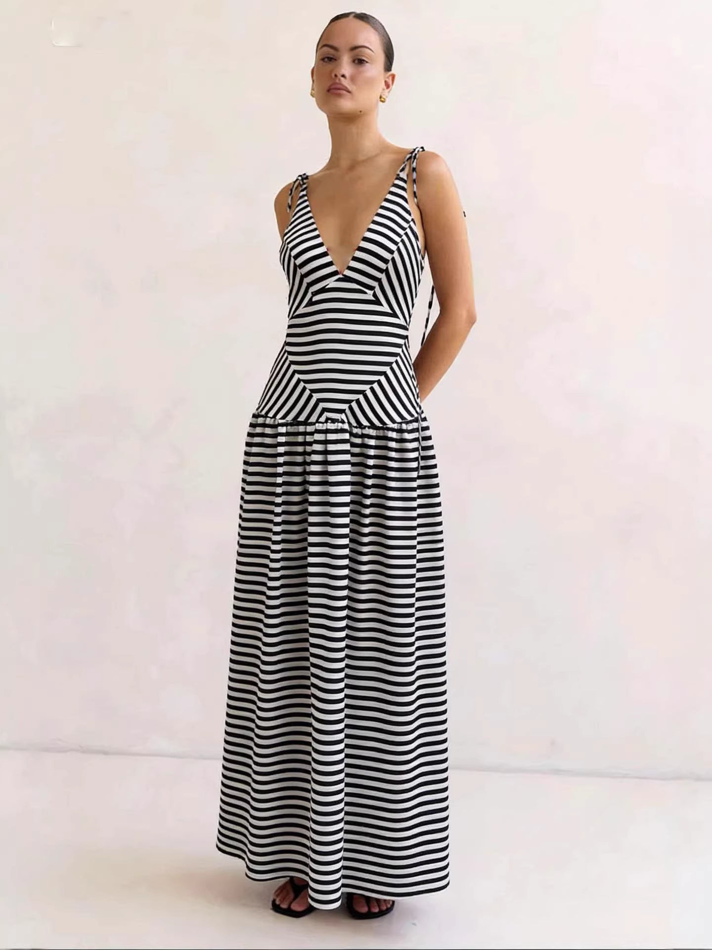 7607ae45377c46ec8e182ab626ded4e3-Max
